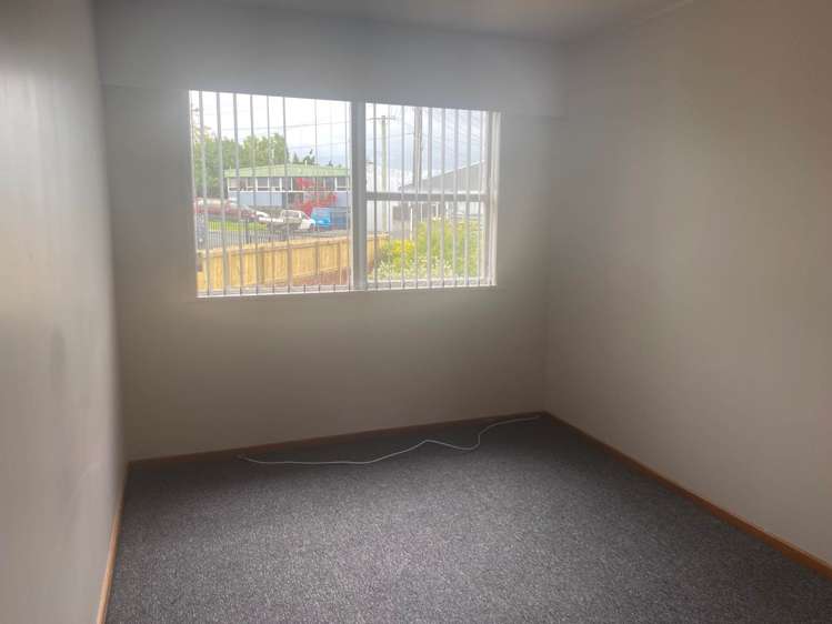 57 Beaumonts Way Manurewa_6