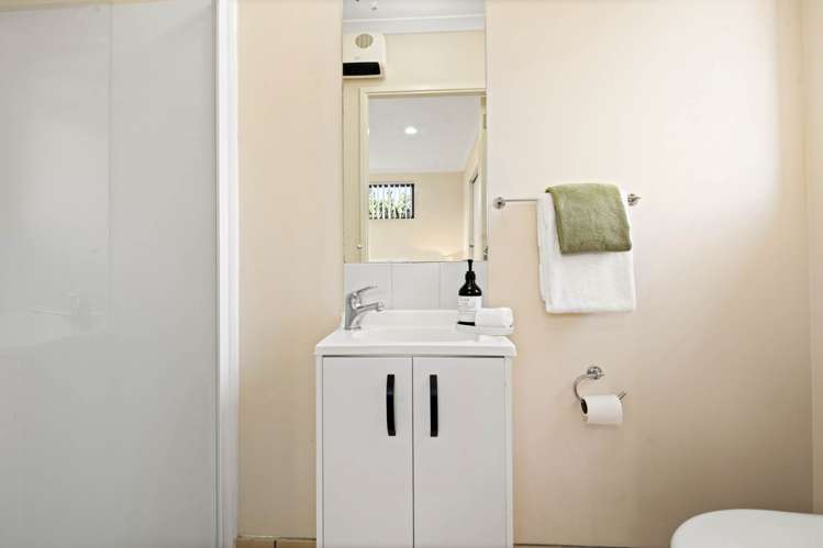 48C Orams Road Hill Park_7
