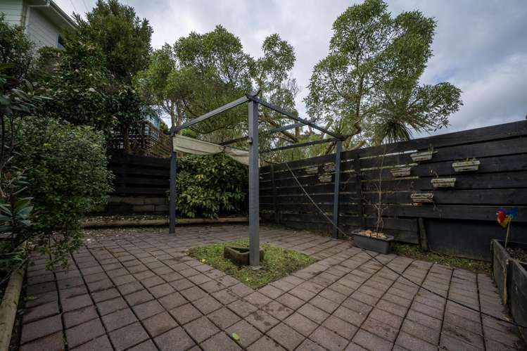 25 Brooker Grove Newlands_13