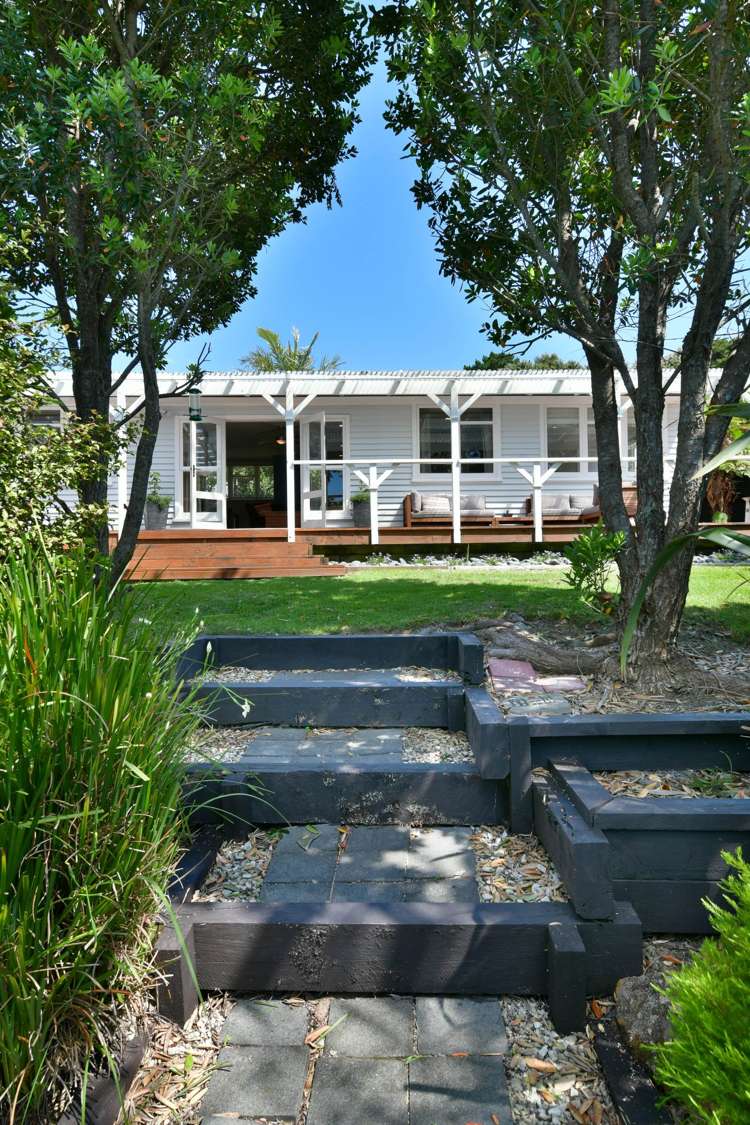 540a Whangaparaoa Road Stanmore Bay_1
