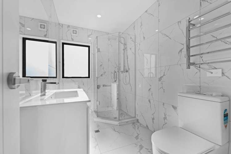 77 B Buckland Road Mangere East_16