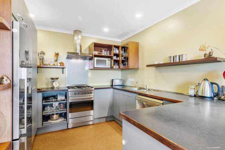 2 Kauri Lane Red Hill_6