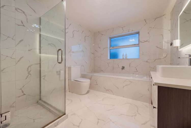 6 Puruatanga Drive Flat Bush_16
