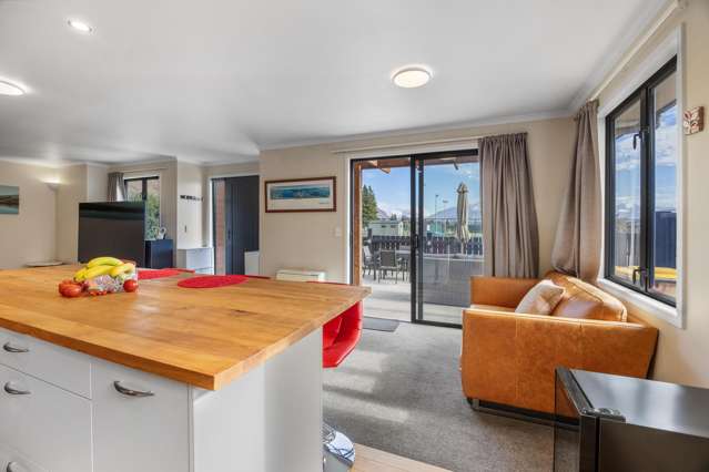 208 Warren Street Wanaka_4