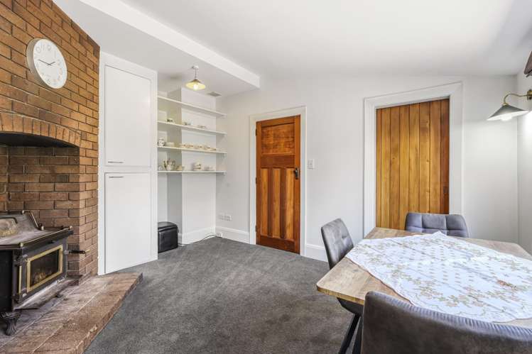 1649 Cust Road Cust_9