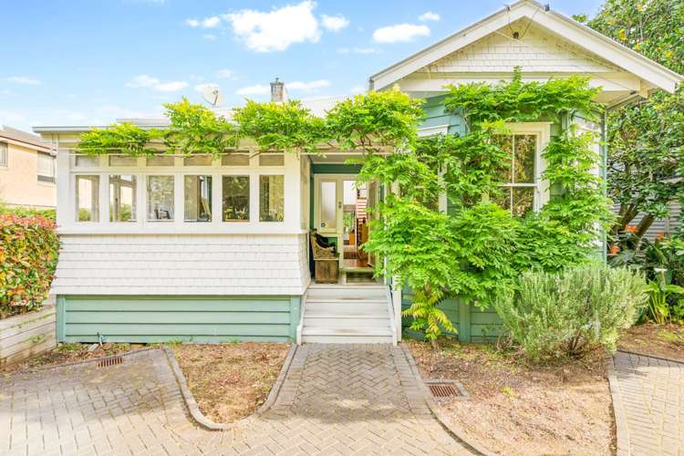 4b Kohia Terrace Epsom_0