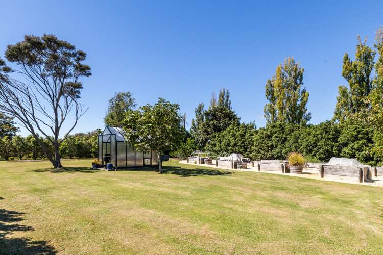 10 Charlton Road Te Awanga_34