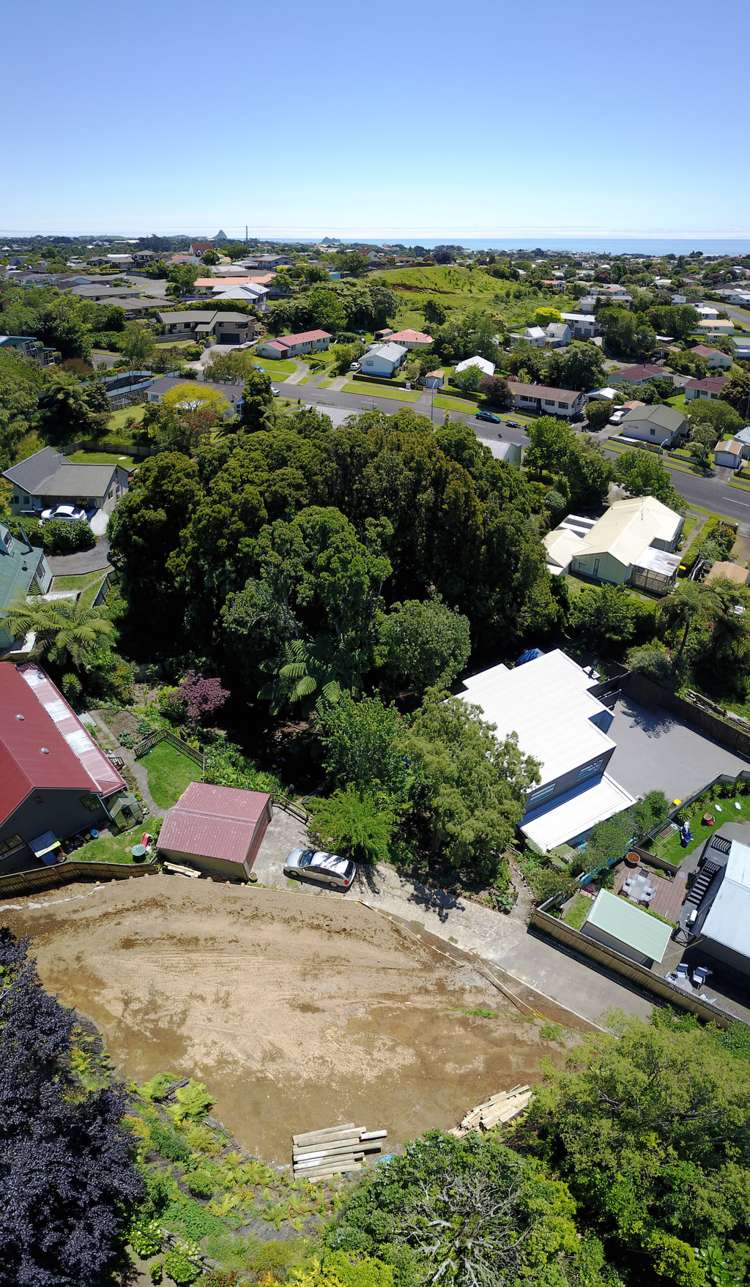 6b Lindaver Grove Merrilands_5