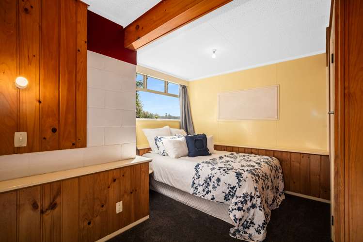 78 Glen Road Stokes Valley_16