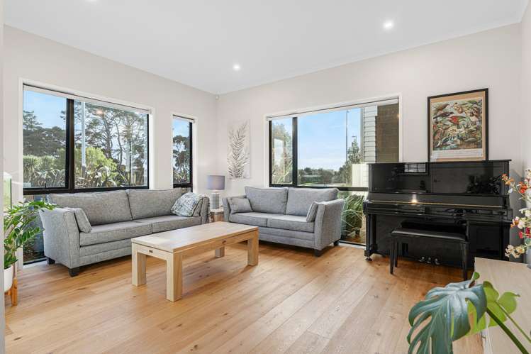 34 Bomb Point Drive Hobsonville_5