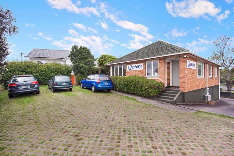 1 Duncan MacLean Link Morningside_10