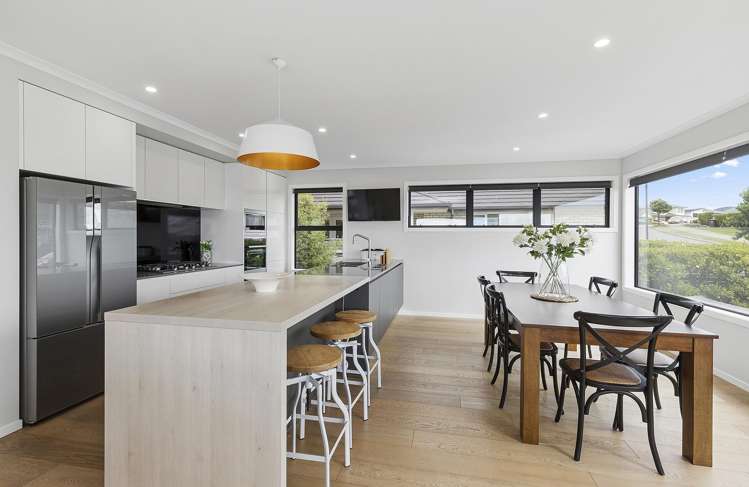 29 John Burke Drive Aotea_4