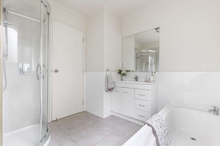 29/8 Flynn Street Birkdale_11