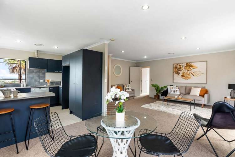 31 Saralee Drive Manurewa_21