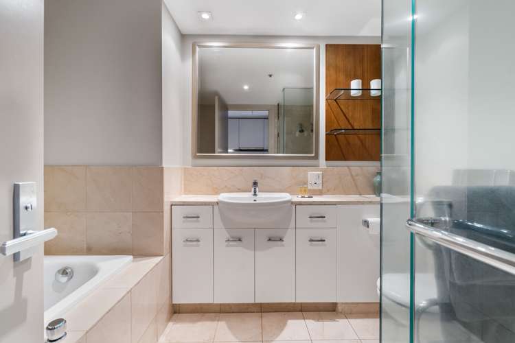 1005/1 Courthouse Lane Auckland Central_6