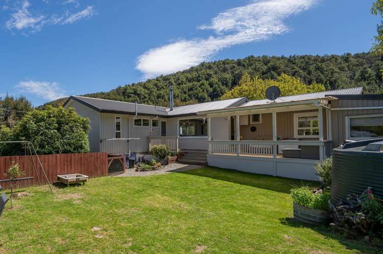 7 Main Road St Arnaud Saint Arnaud_9