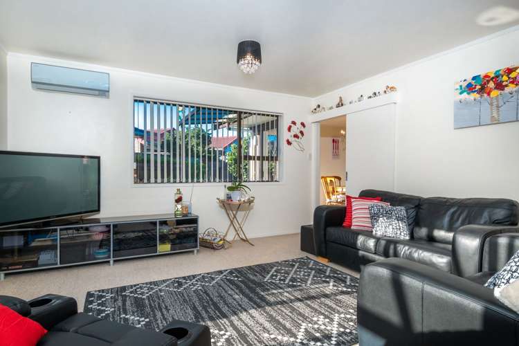 12 Annette Avenue Te Atatu South_8