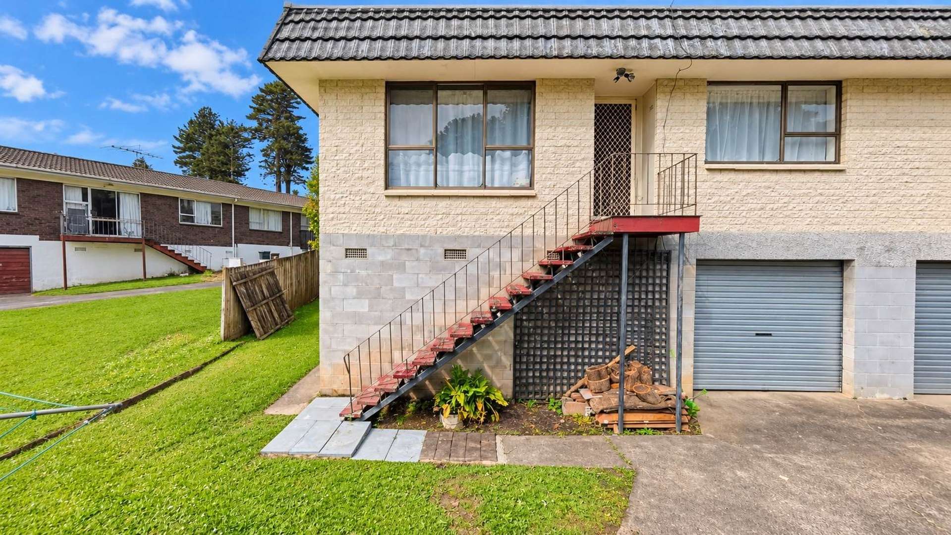 2/10 Landseer Place Blockhouse Bay_0