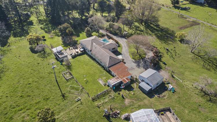 70 Colletts Road Mangaroa_41