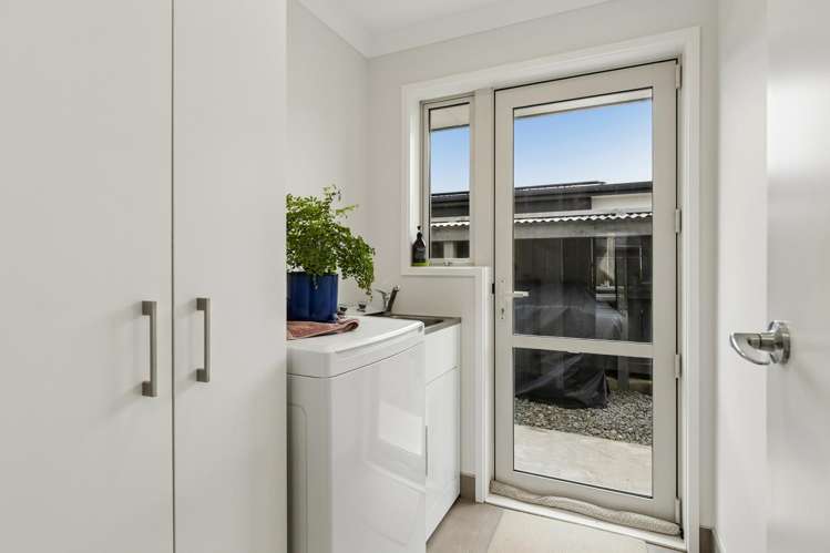 40 Catalina Crescent Burleigh_30