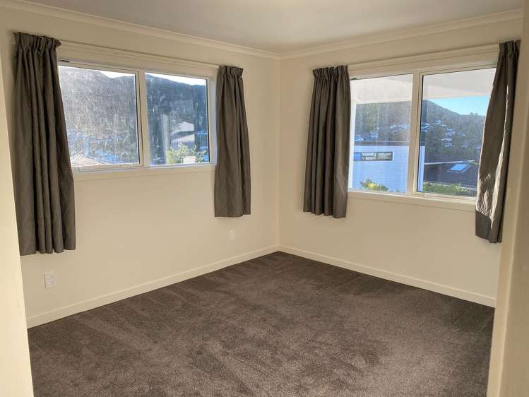 11A Ramsey Place Karori_10