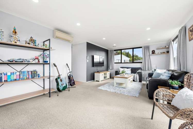 20 Fenchurch Grove Stokes Valley_2