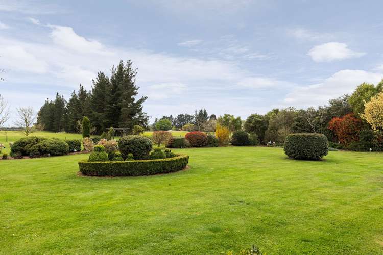 1490 North Eyre Road West Eyreton_14