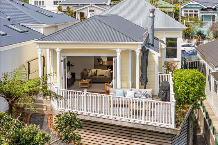 40 Mckinley Crescent Brooklyn_14