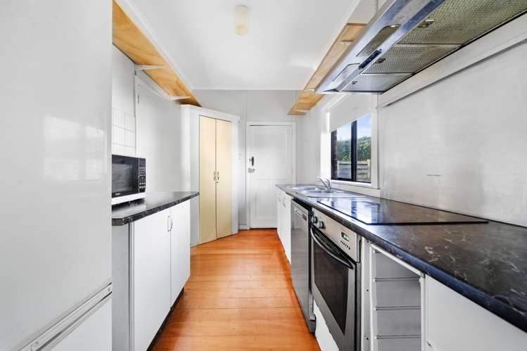 36 Peverill Crescent_4