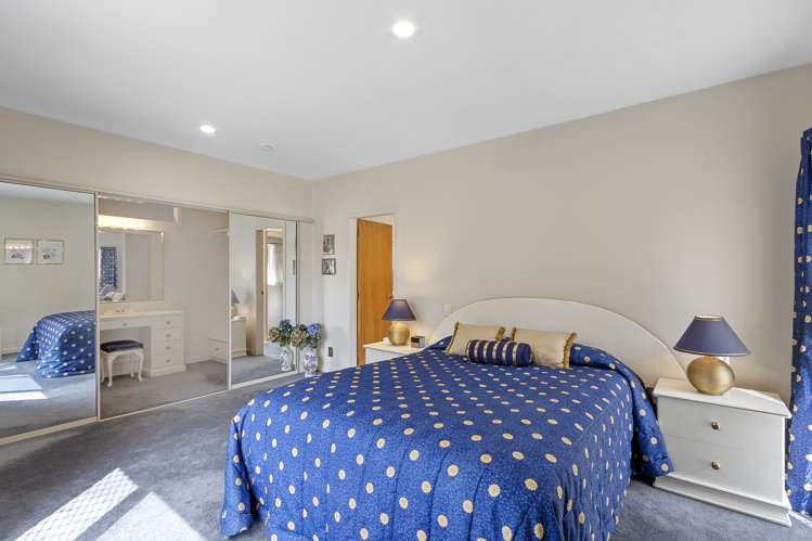 6 Thurlestone Place Burnside_18