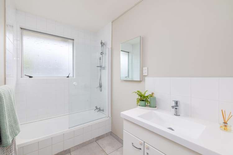 2/17 Seddon Street Sydenham_4