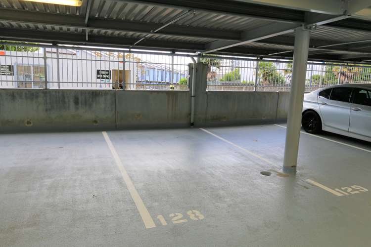 3u/16 Burton Street Grafton_9