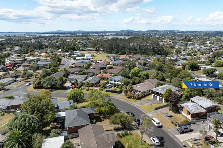 7 Jenelin Road Glendene_16