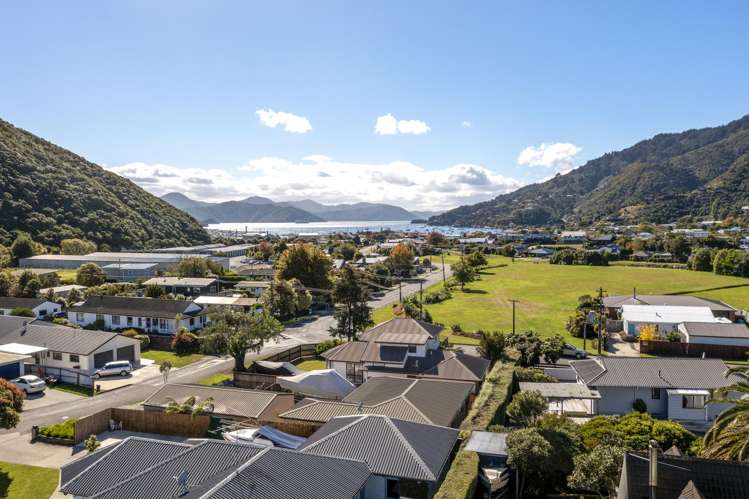 5 Whitby Close Waikawa_27