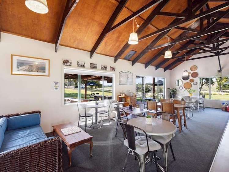 Address withheld Avenues_2