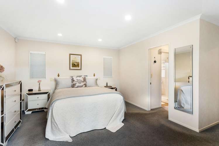 1 Zara Court Flat Bush_13