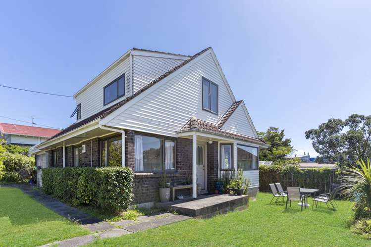 2/1a Bayview Road Hauraki_0