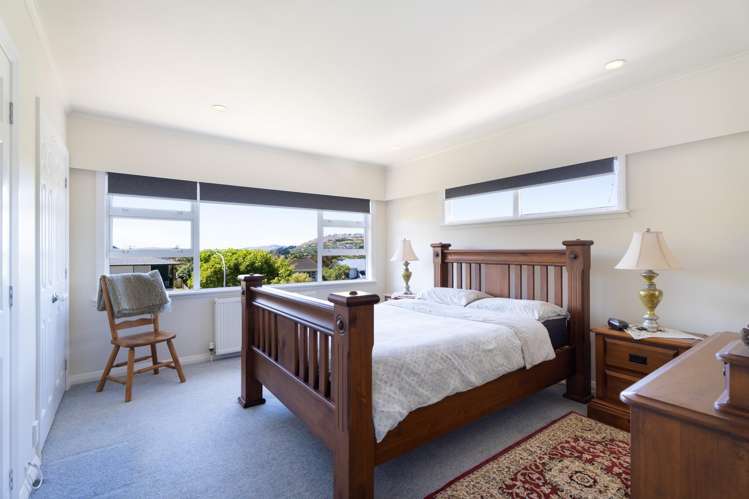 39 Sunrise Boulevard Tawa_15