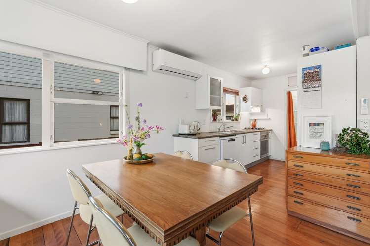 24 Tamariki Avenue_3