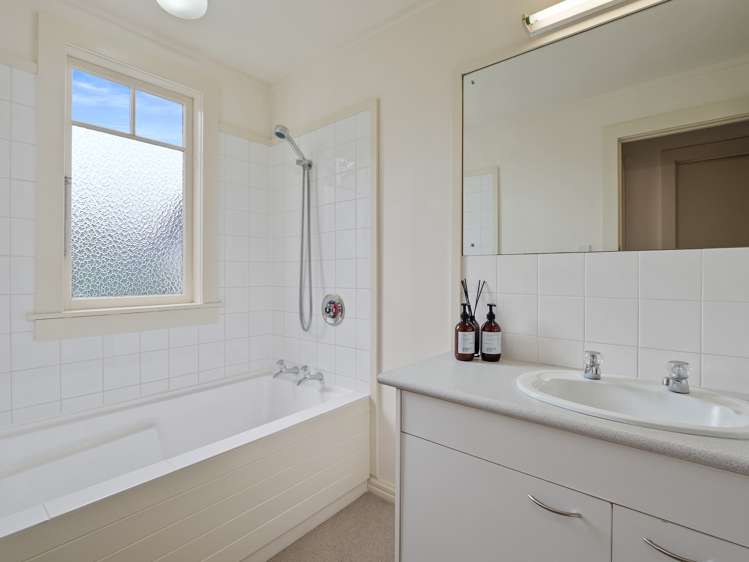 1/49 Sale Street Cockle Bay_14