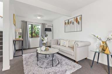 26 Barneys Farm Road_4