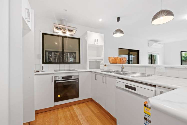 3/6 Woodall Place Totara Vale_6