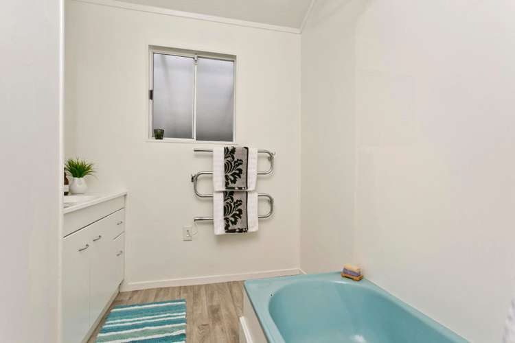 5 Sispara Place Beach Haven_10