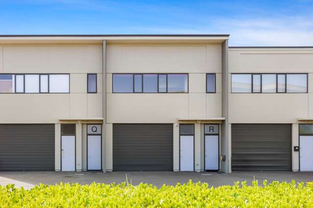 MODERN SMALL INDUSTRIAL – 131M²