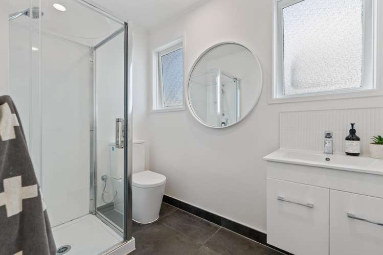 6 Kingsway Avenue Sandringham_9