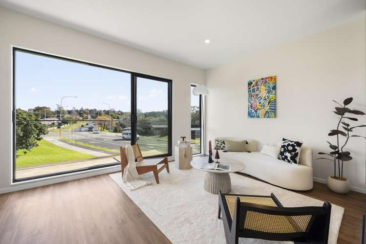 2/125 Universal Drive Henderson_12