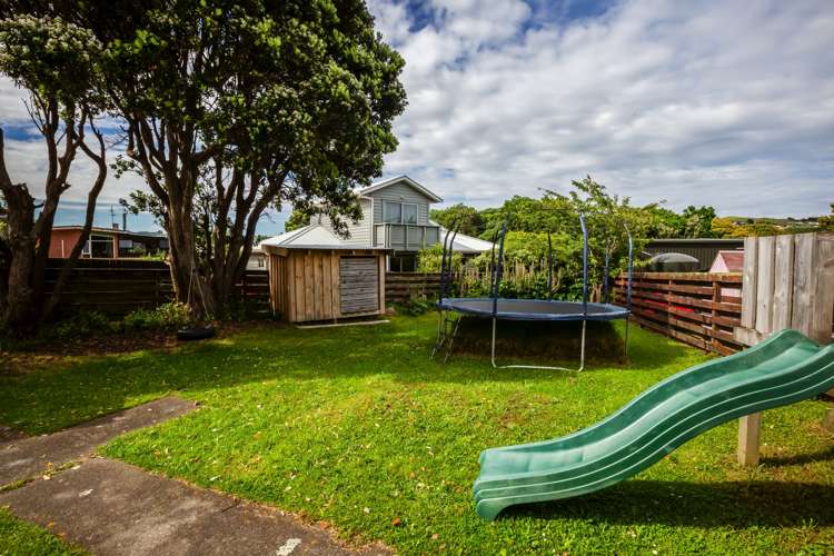 1 Bay Drive Titahi Bay_13