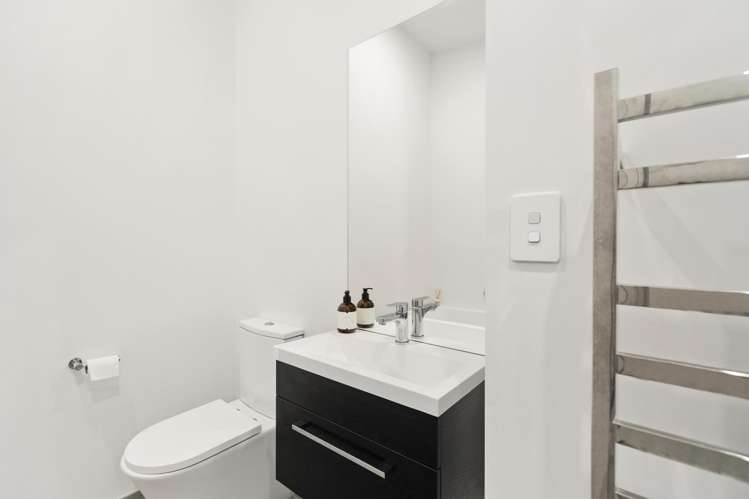 10/50 Friend Street_5