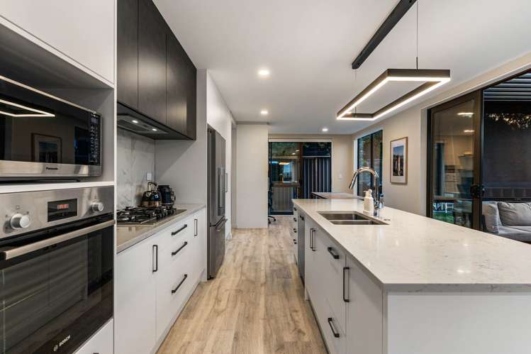 6/93 Bonair Crescent Millwater_11