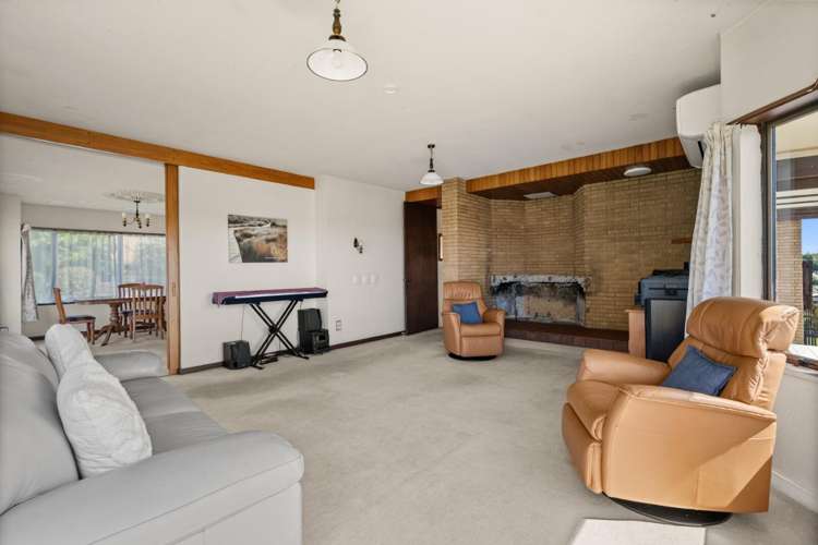 32 Hillcrest Road Otumoetai_6